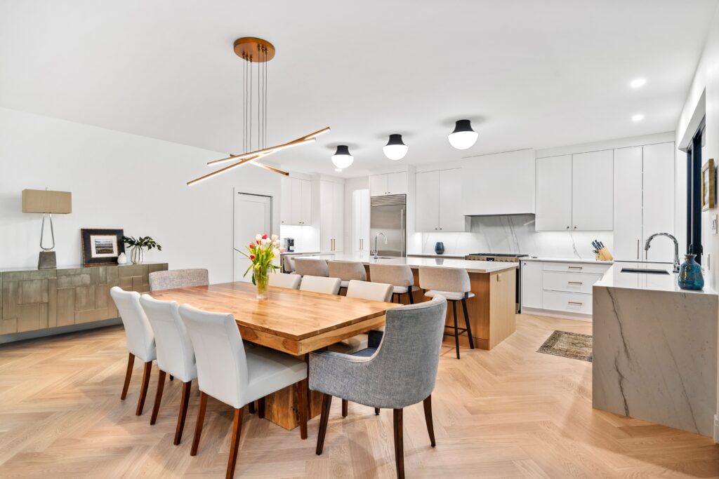 Modern white and natural wood colour kitchen, Design Software for Cabinetry: Design Flex (2020) vs ProKitchen