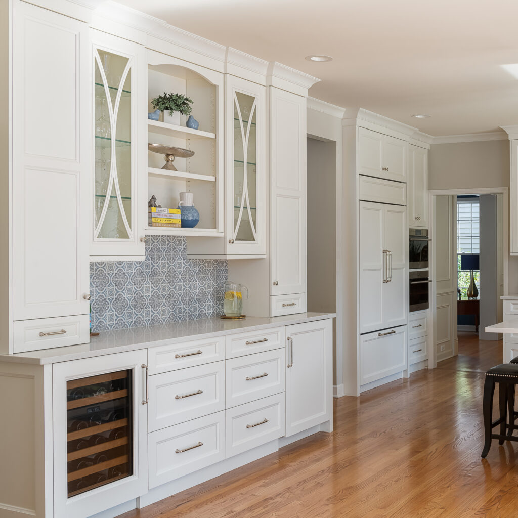curved mullion cabinet doors